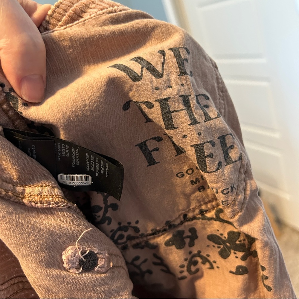 WE THE FREE Good Luck Mid-Rise Cord Barrel Jeans Withered Rose 28 - Picture 8 of 9
